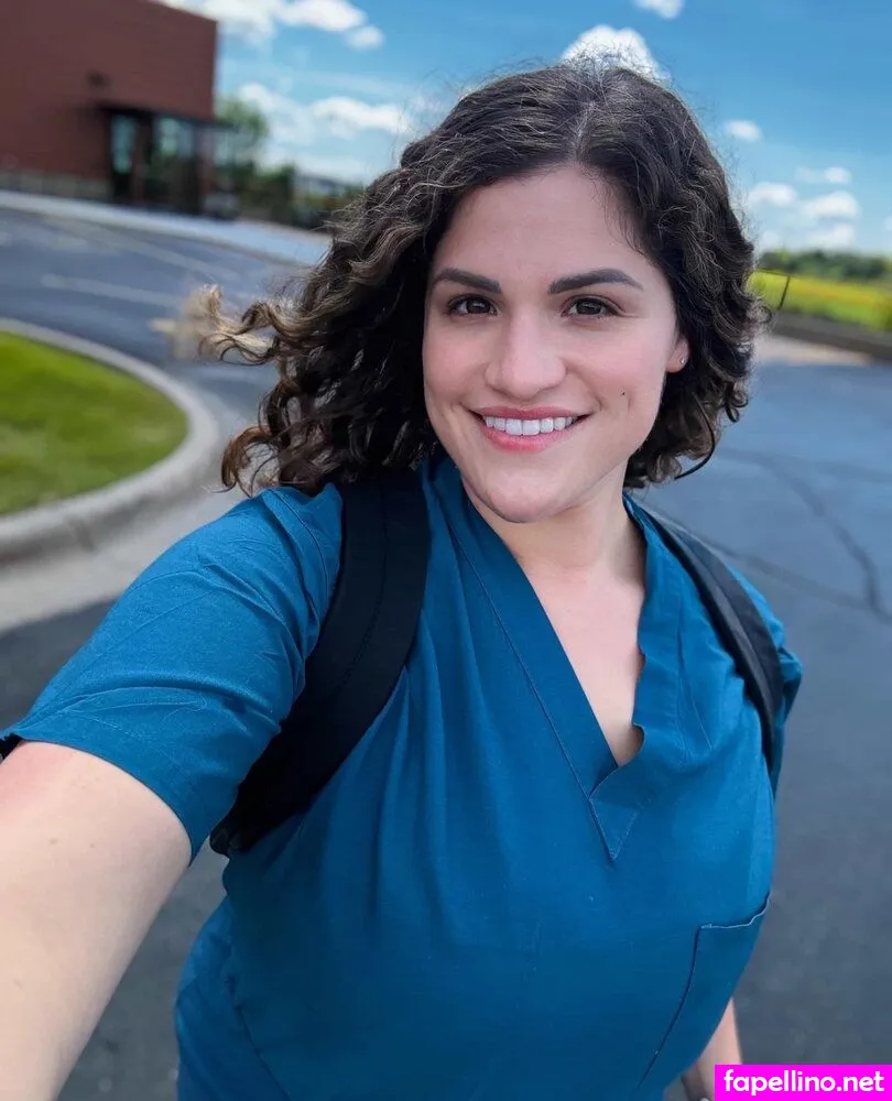 Busty.brunette Leaked Nude Picture #DV8XhXEkY9