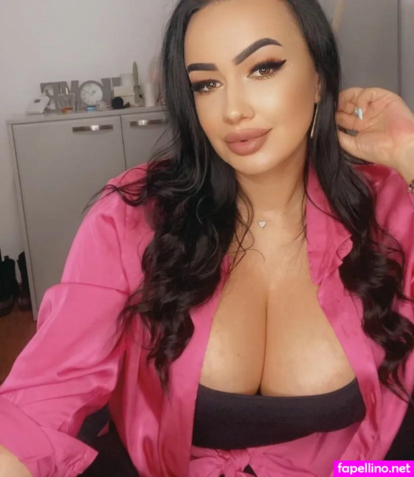 Busty_lora, bustysexylora, sexyang46436435 Leaked Nude Picture #Jp1YMHzHou