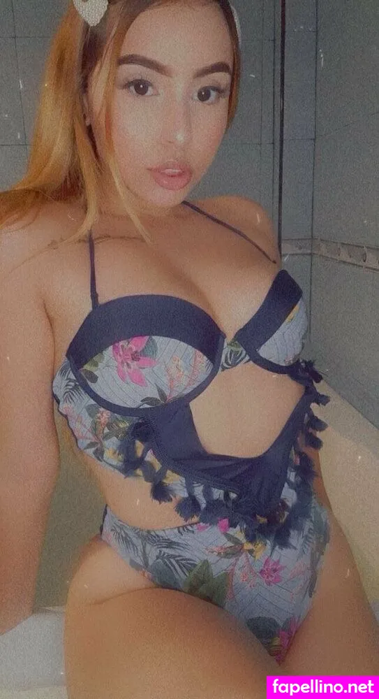 Camiilovelez11, camilove11 Leaked Nude Picture #KZcAUnLPmh