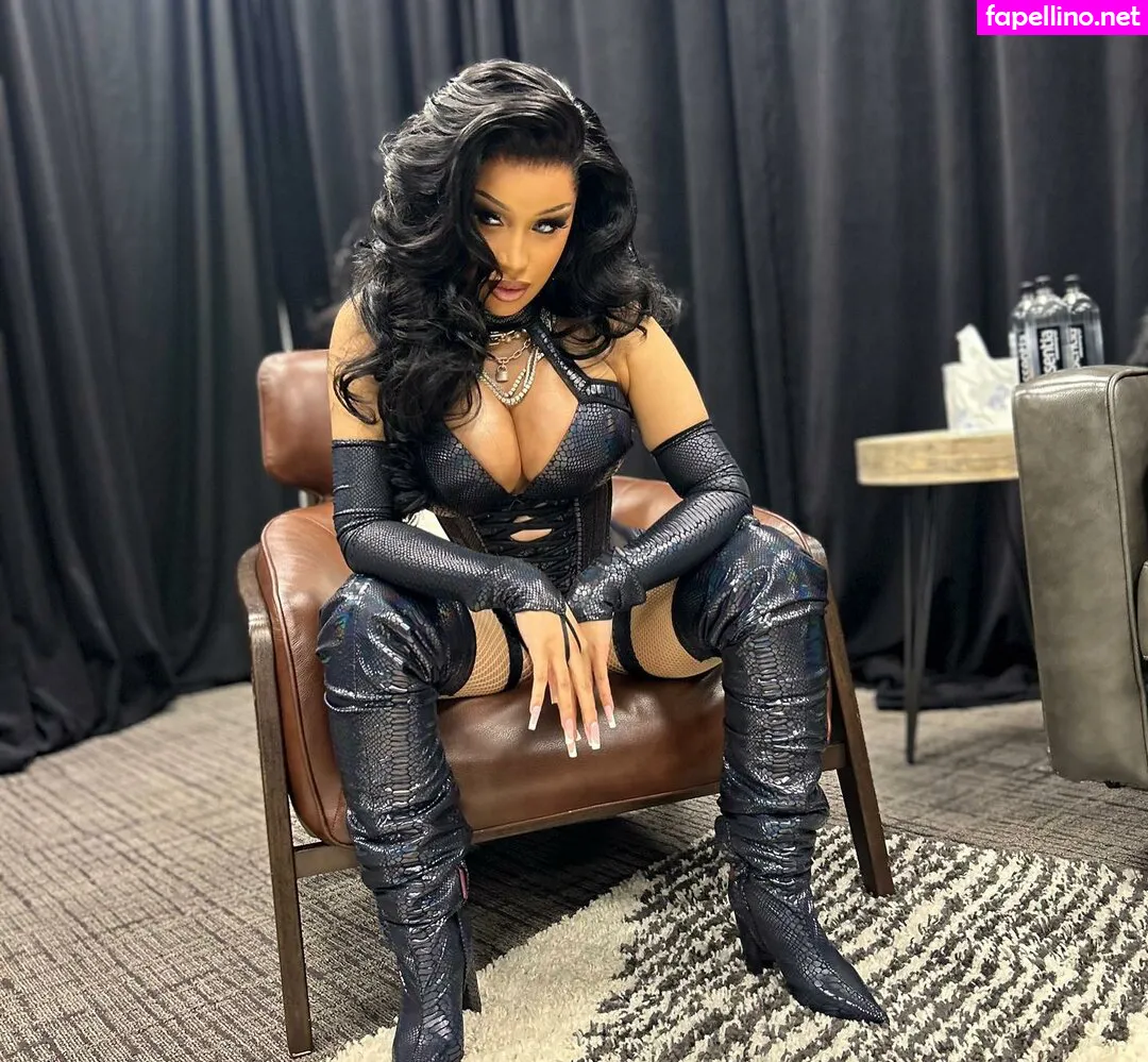 Iamcardib Leaked Nude Picture #34OrzsG3Gr