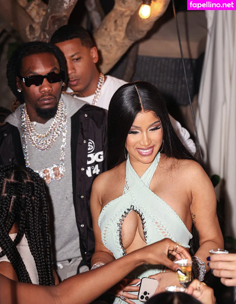 Iamcardib Leaked Nude Picture #5p5ORLyYQB