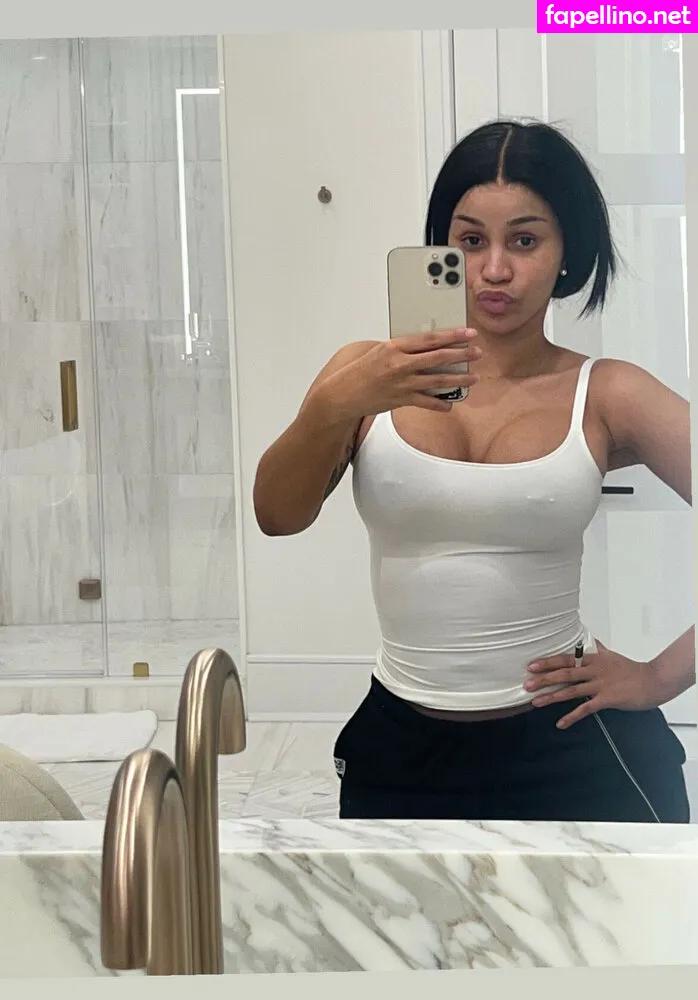 Iamcardib Leaked Nude Picture #cRJogkV7Os