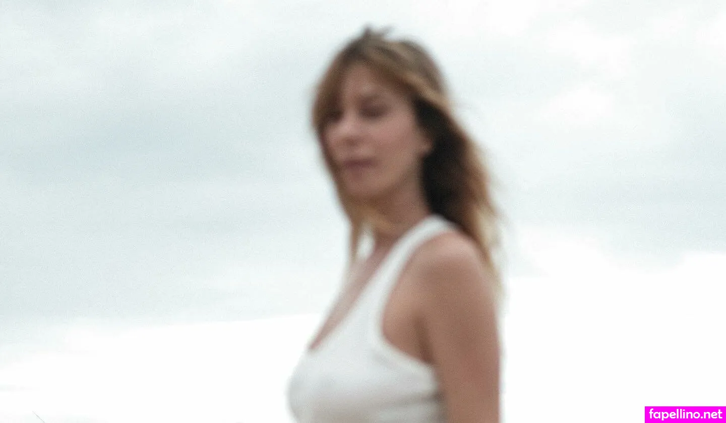 Carolineabras Leaked Nude Picture #vDOx6c225g