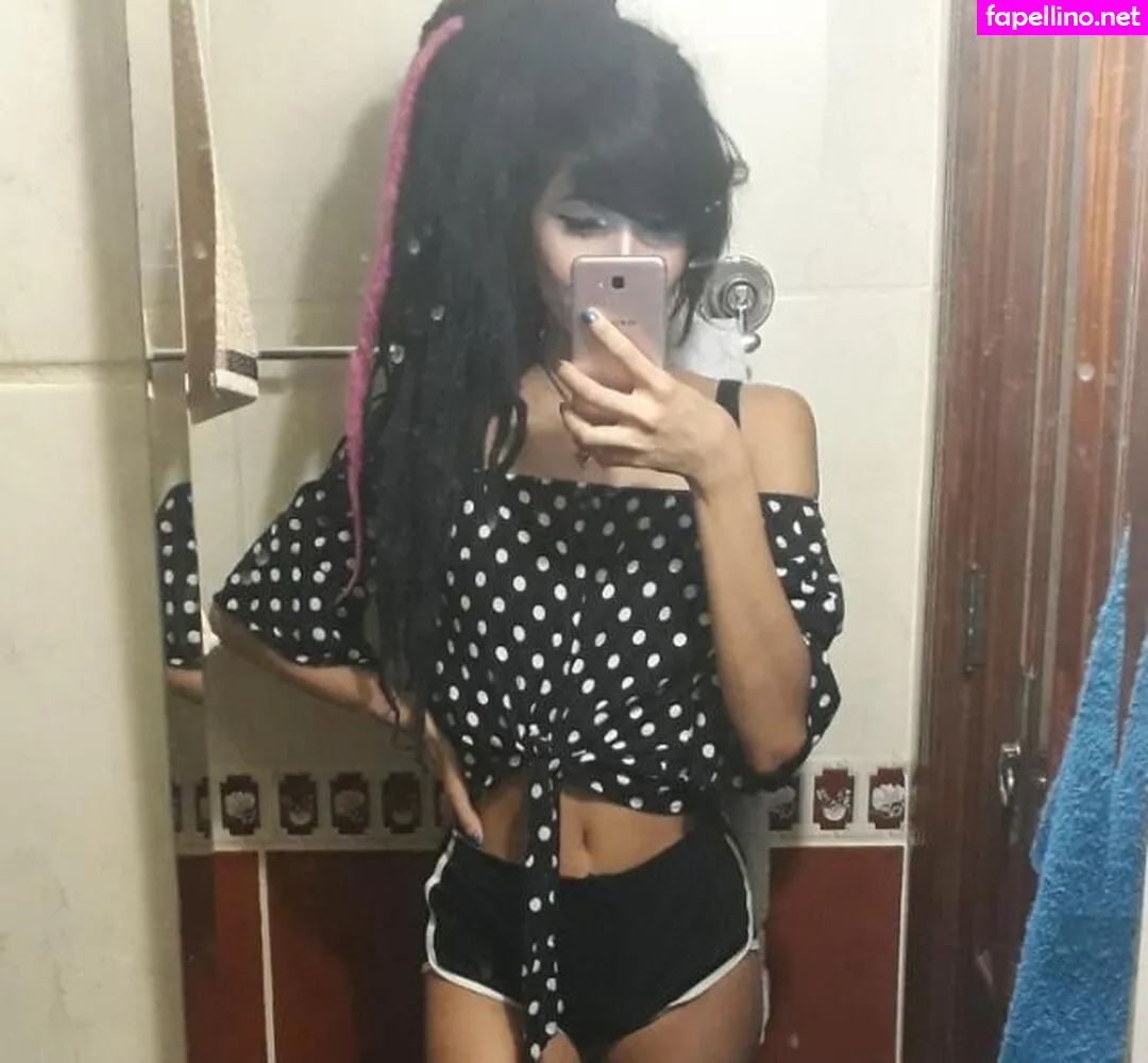 CAROLRHCP, carol_rhcp_, carolzinhasg.pb, wlly_weed, ð’ðšð¢ð¥ð¨ð« ð‡ðžð¥ð¥ Leaked Nude Picture #iVwSYUvrlZ