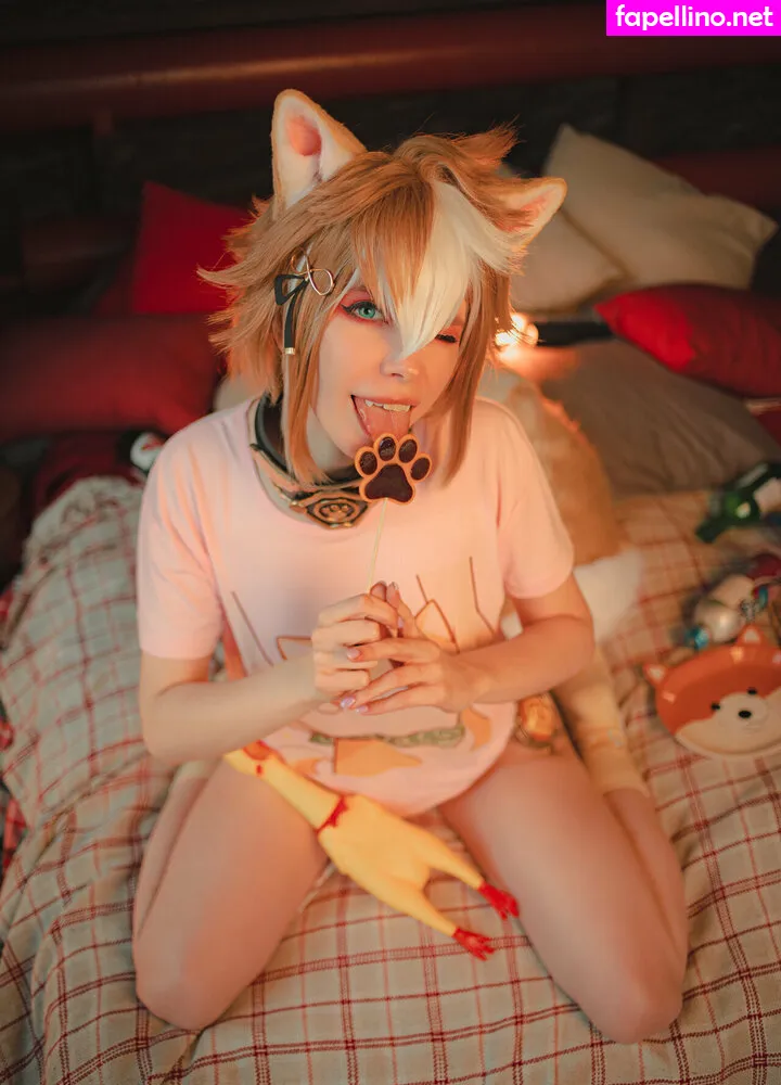 Caterpillar_cos, caterpillarcosfree Leaked Nude Picture #B7m3lrAu4l
