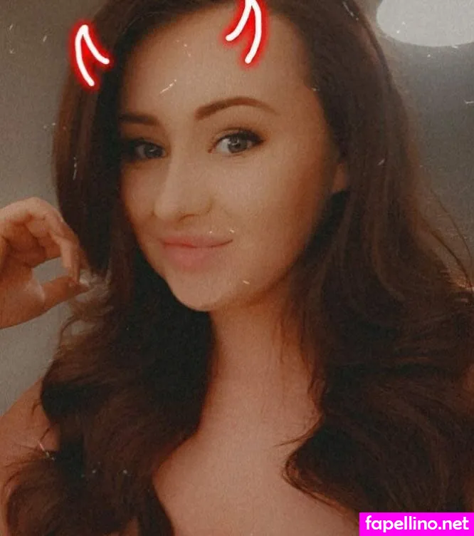 Char.lloyd, cherlloyd Leaked Nude Picture #kWYY5R0SRN