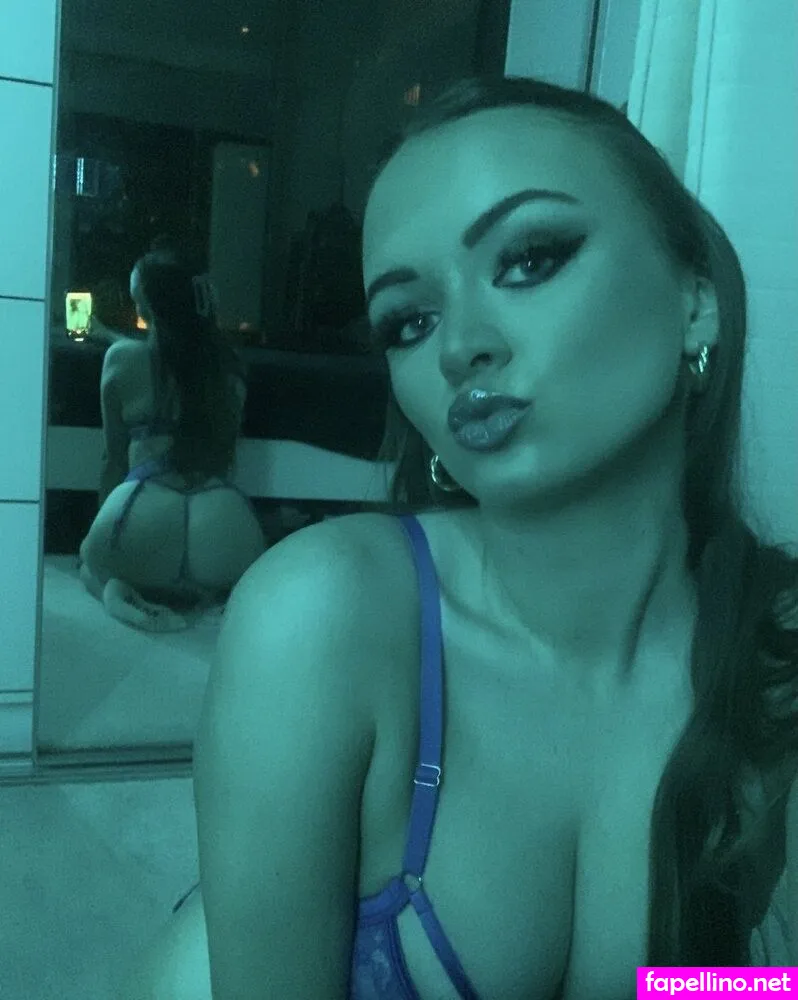 Charlottehere Leaked Nude Picture #cazHOtf6xt