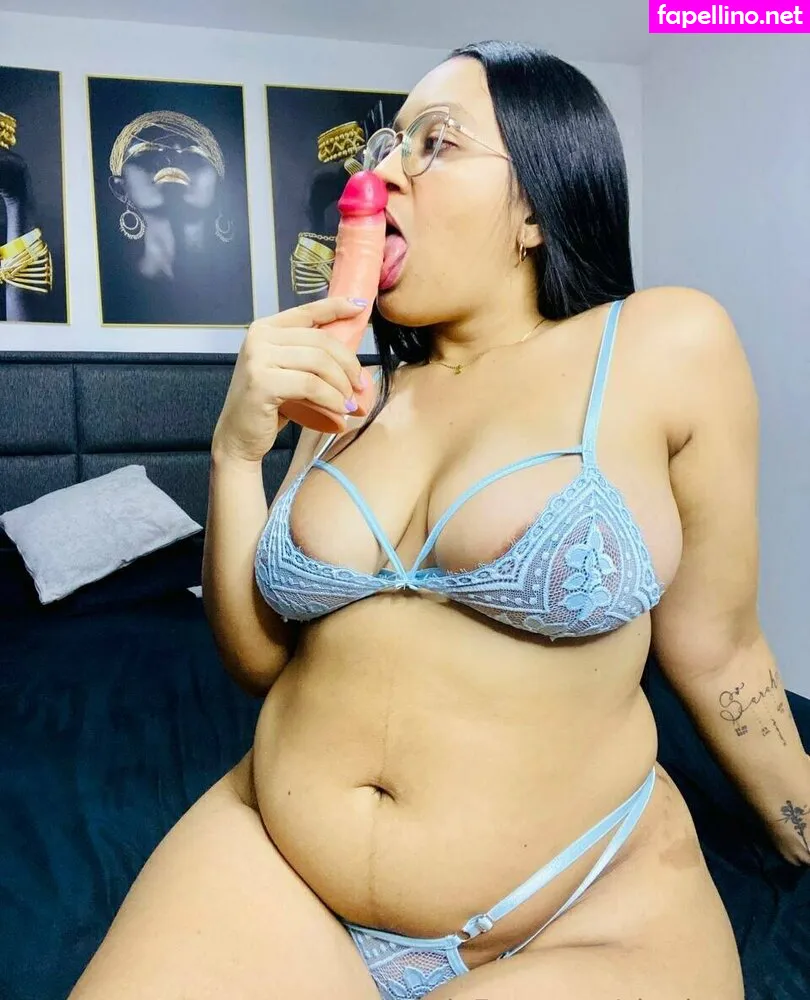 Charlottepre, charlotteprepa Leaked Nude Picture #30KVAZz7L1