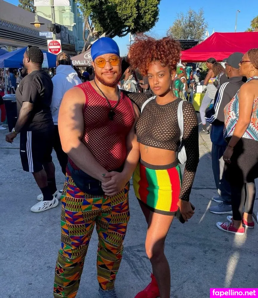 Ebony & Clyde, christyib, keatingssixth, missxtinab Leaked Nude Picture #CAgqBgdGXT