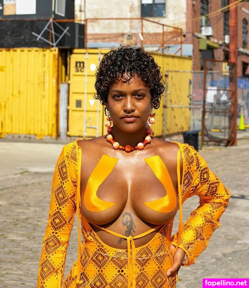 Ebony & Clyde, christyib, keatingssixth, missxtinab Leaked Nude Picture #eQe505eL4B