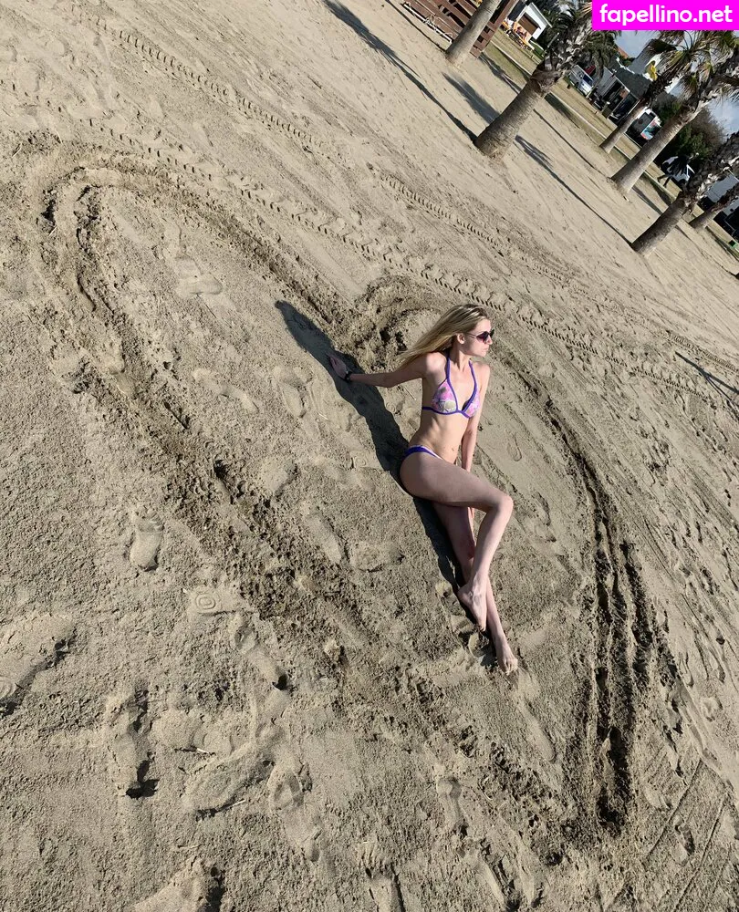 Christine_live, christinelive Leaked Nude Picture #l6kYxapWqr