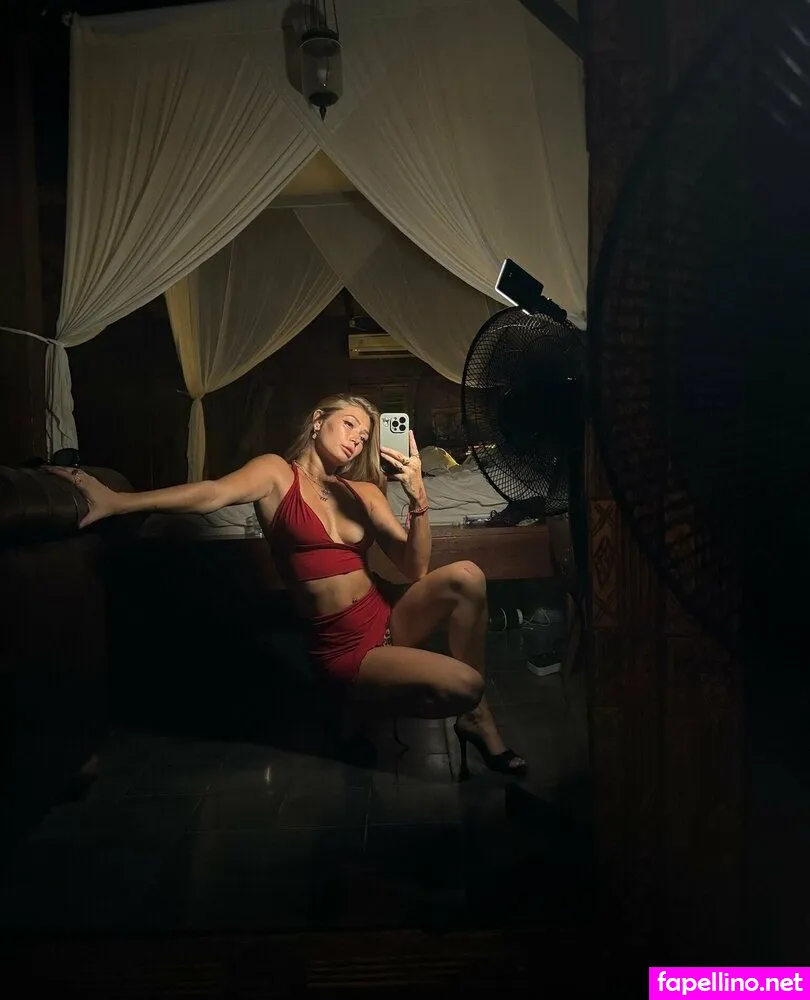 Clairethomps98, clairethompson Leaked Nude Picture #Yu2kgiRWVW