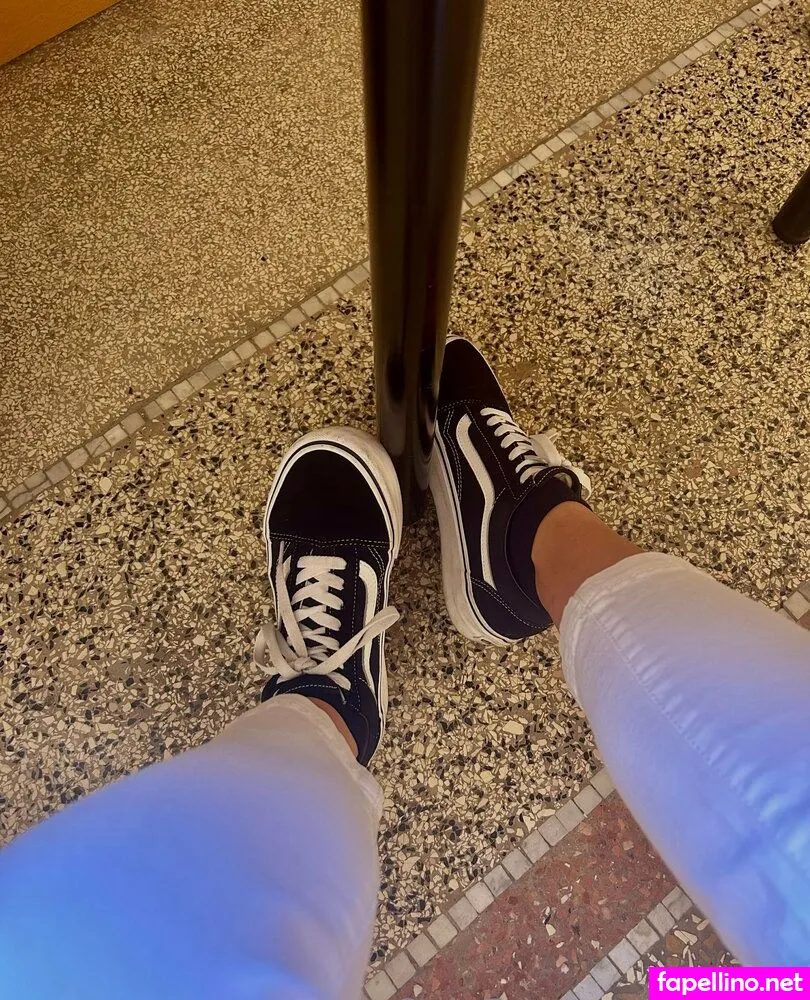 Clomaj Leaked Nude Picture #pBoC2x4qDH