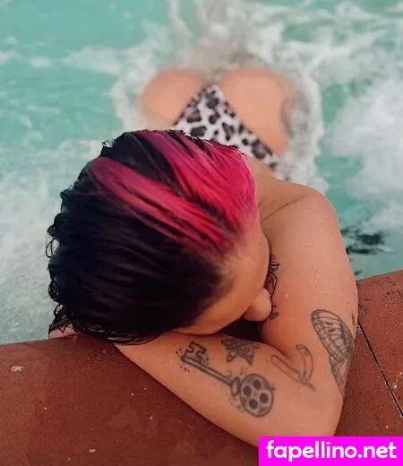 Kristinandav, countrydancekris, hotcakeskris Leaked Nude Picture #QYKIHOYWff