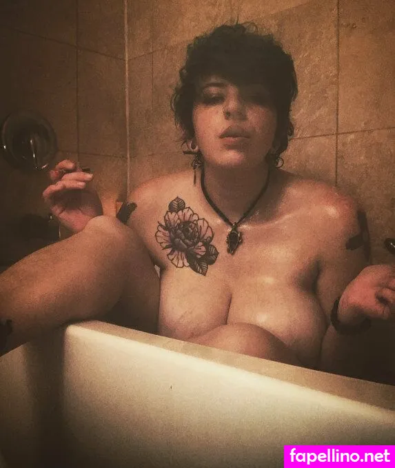 Crazyplantlady Leaked Nude Picture #Mi4D2dUmcc