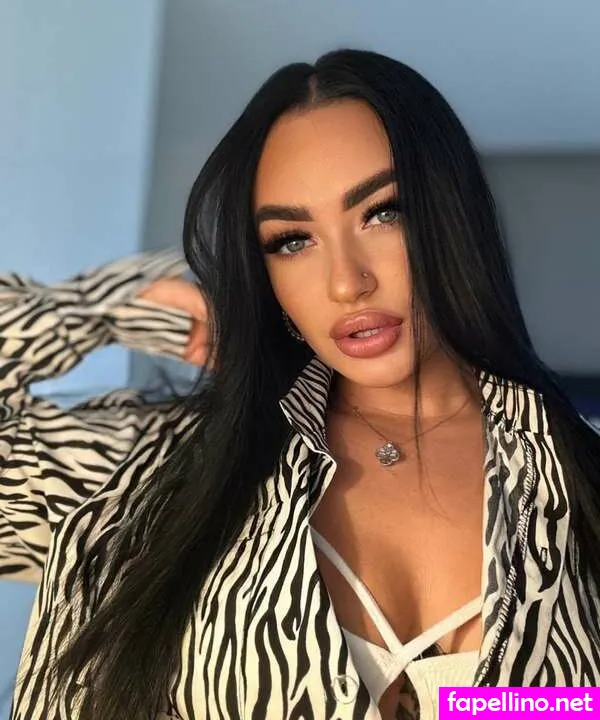 Criss.5505, crissbrunette5vip, https: Leaked Nude Picture #sMBv6xCuTz