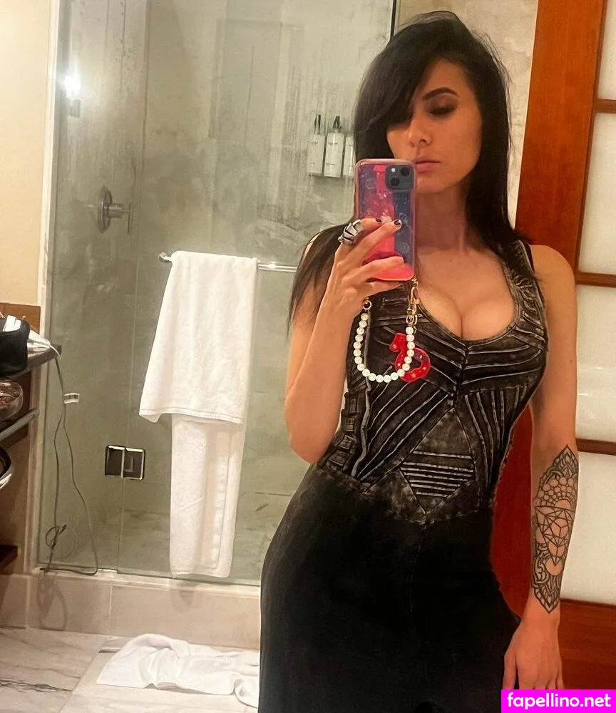 CristinaVee, cristinavox Leaked Nude Picture #6WuMHZw2Fk