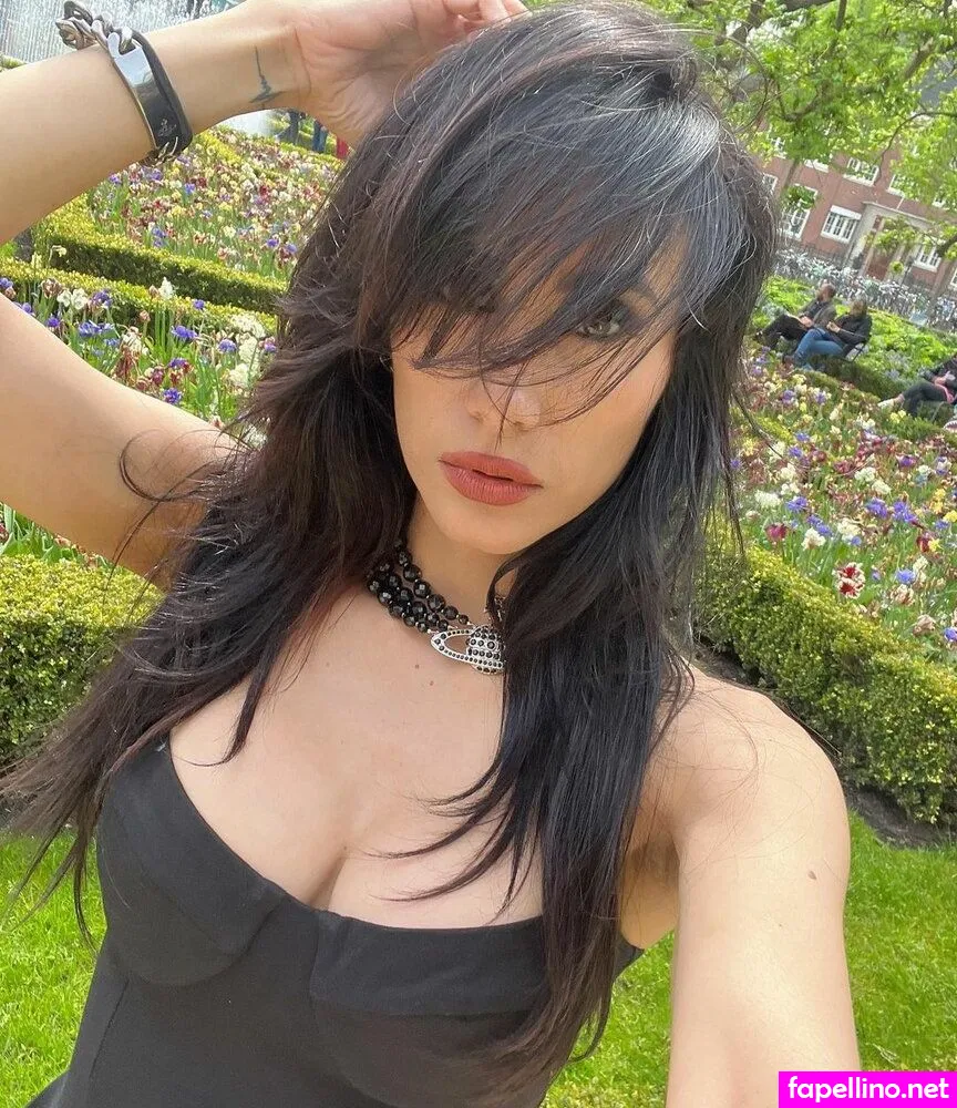 CristinaVee, cristinavox Leaked Nude Picture #P16vqMwdfV