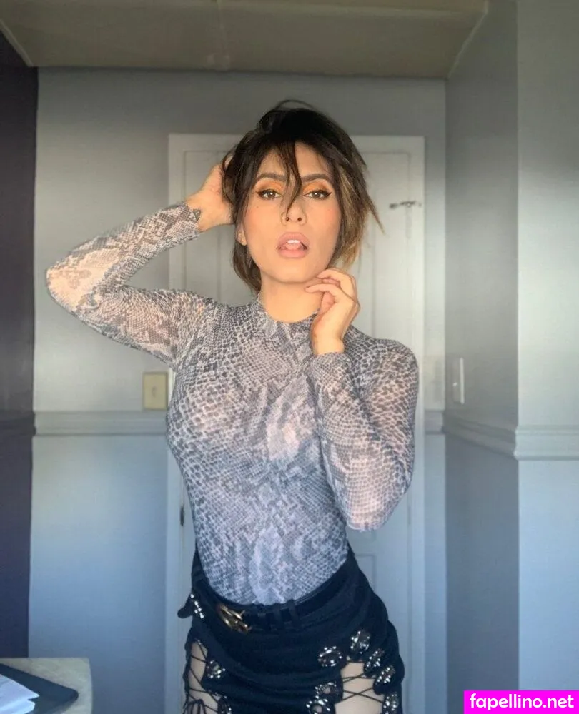 CristinaVee, cristinavox Leaked Nude Picture #Q4cIxOtUAE