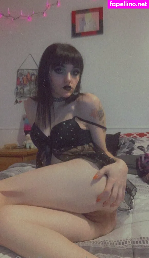 Crypt.queen, queenofthecryptskylarbelle Leaked Nude Picture #vc9WaA2V0b