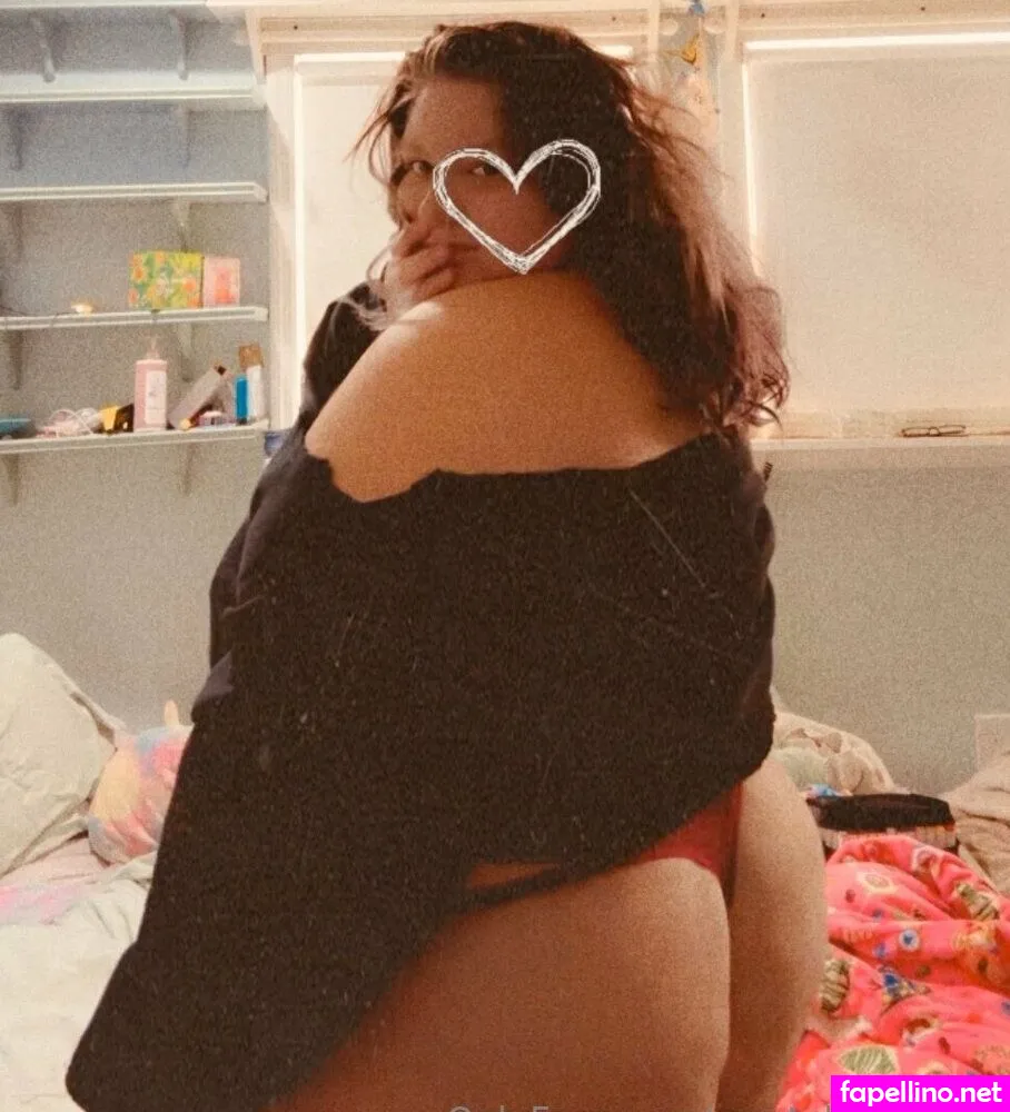 Crystallookbook, crystalsbooknook Leaked Nude Picture #2udV56OS9P