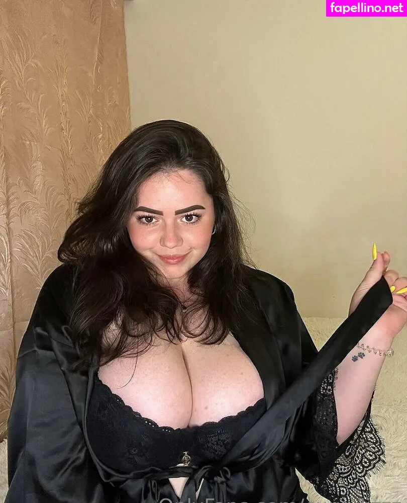 Curvylizzz, curvystylez Leaked Nude Picture #QIvWk3oQDs