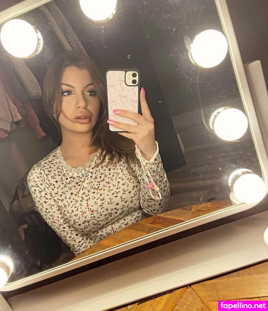 Dahliarozovyy, misstricia-x, tricia braunstein, tricia elizabeth, triciabraunstein Leaked Nude Picture #Npxd3JI4fS