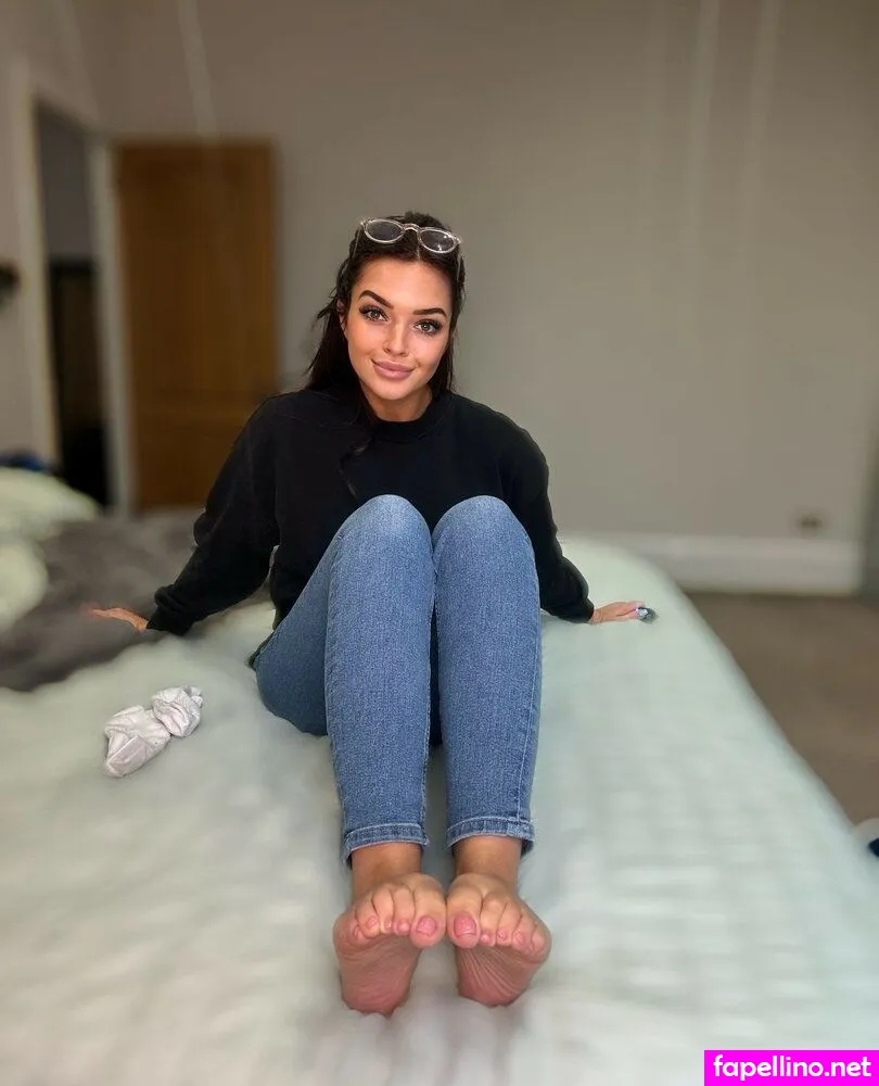 Danielle, daniellepeazer, https: Leaked Nude Picture #VtcmBfjVm3