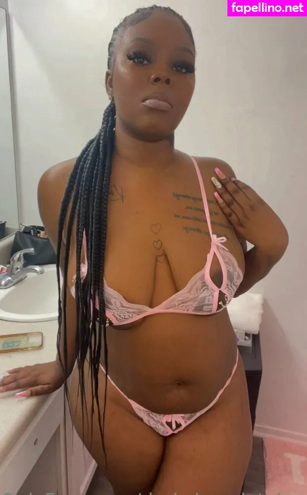 Darkchocolatekaay, darkchocollatte Leaked Nude Picture #Scn0jLrNB3