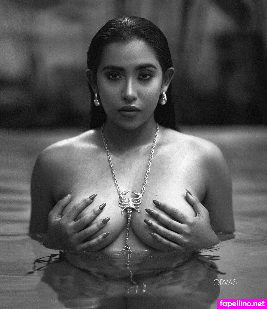 __d.e.b.o.__, deboramoon Leaked Nude Picture #BdgYVg694a