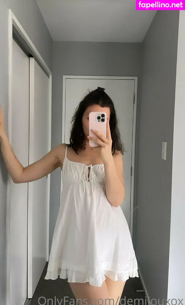 British, demilou.xo, demilouxox Leaked Nude Picture #As78SsMmt9