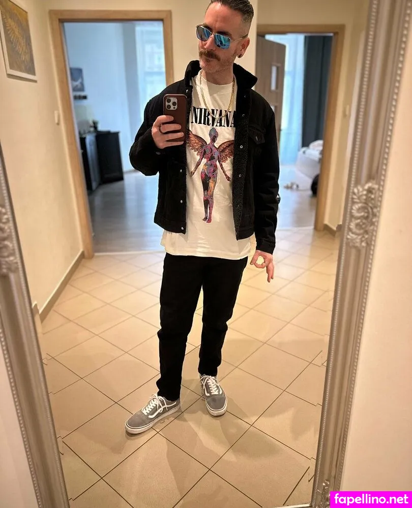 _thatbritishcouple, dirtyspringbok Leaked Nude Picture #bgi9hSqSOy