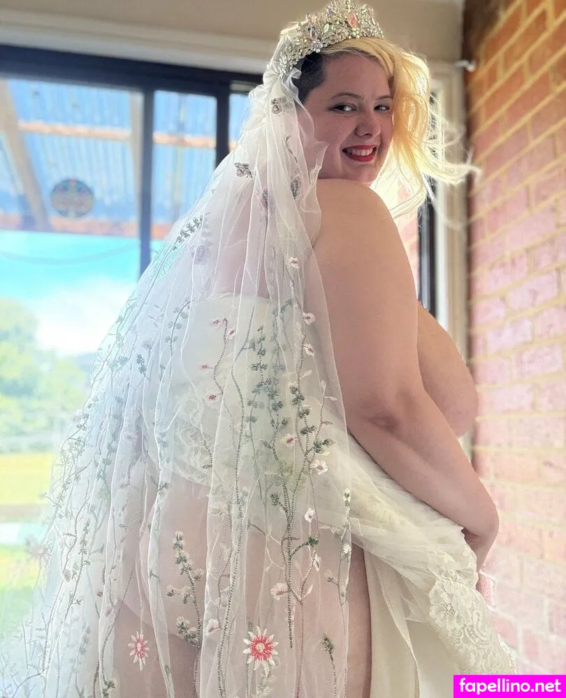 Doctorsybilfavourites Leaked Nude Picture #xT8PL40zVL