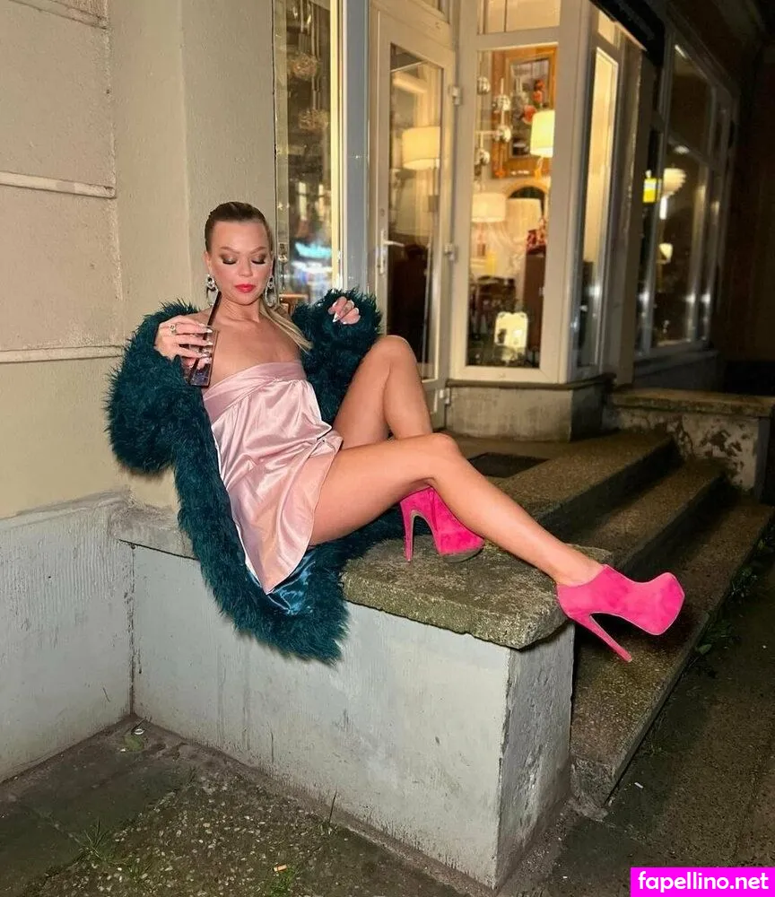 Doreensteinertvip, reenofficialmusic Leaked Nude Picture #ARgPYFTCbj