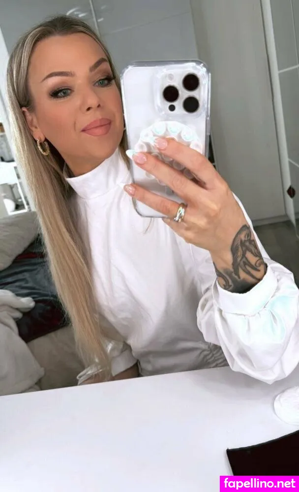 Doreensteinertvip, reenofficialmusic Leaked Nude Picture #lBJ350xTQC