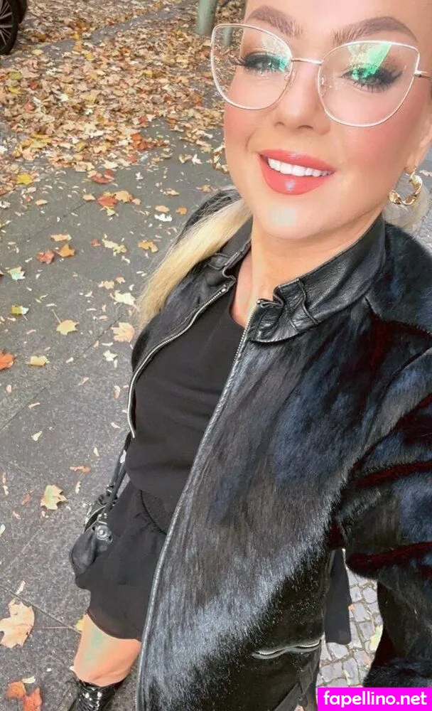 Doreensteinertvip, reenofficialmusic Leaked Nude Picture #xVy8t6JmOX