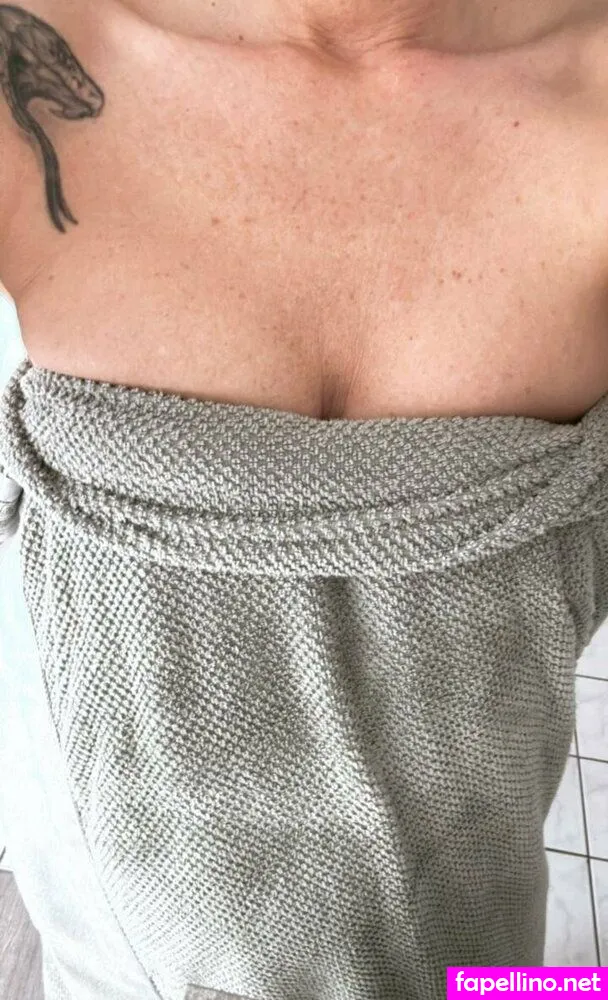 Doreensteinertvip, reenofficialmusic Leaked Nude Picture #yNR4dPPou5