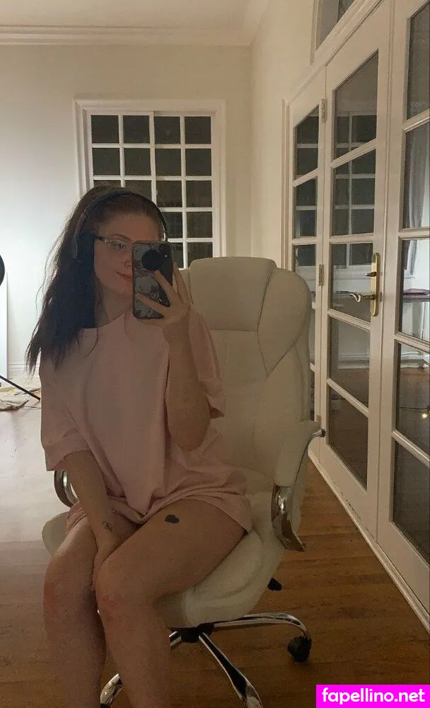 Dreamlikegia Leaked Nude Picture #HWbC6A7c2V