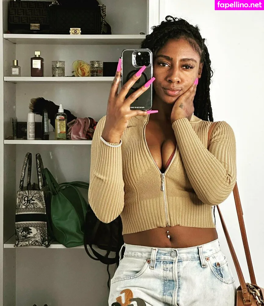 Blackgirlhoroscope, ebonyastrology Leaked Nude Picture #kLq4Ufbn3D