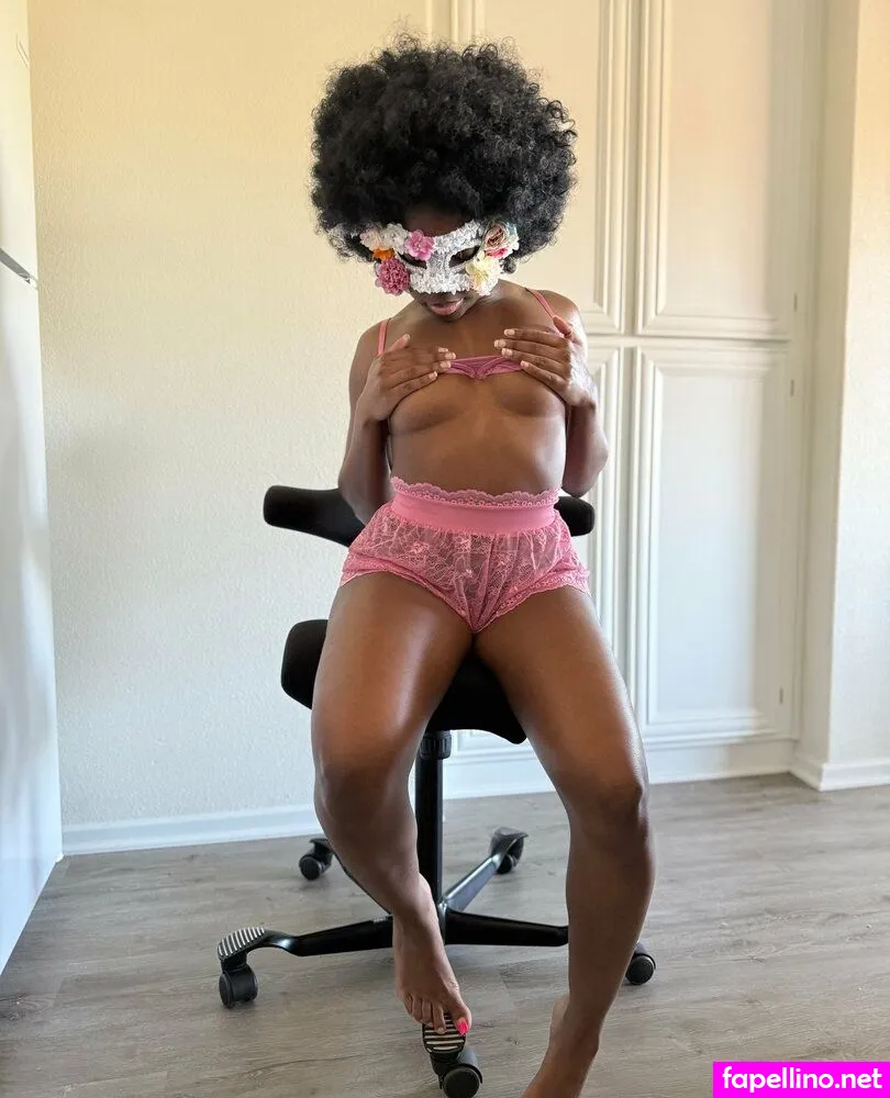 Ebonybuttspremium, ebstagrammer Leaked Nude Picture #rnQZFg2aFp
