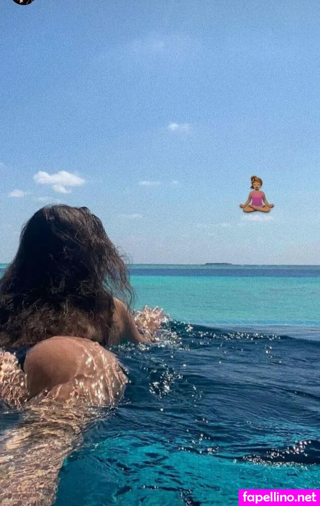 Elizavetabom Leaked Nude Picture #9kcYL8kGu6