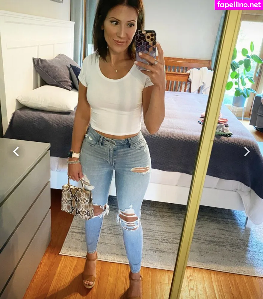 Eva_beb, inbedwithelle Leaked Nude Picture #Jc8DD2F8mE
