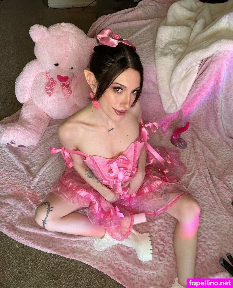 Ellemarzfree, emarzasmr Leaked Nude Picture #Bgn2STTJpy