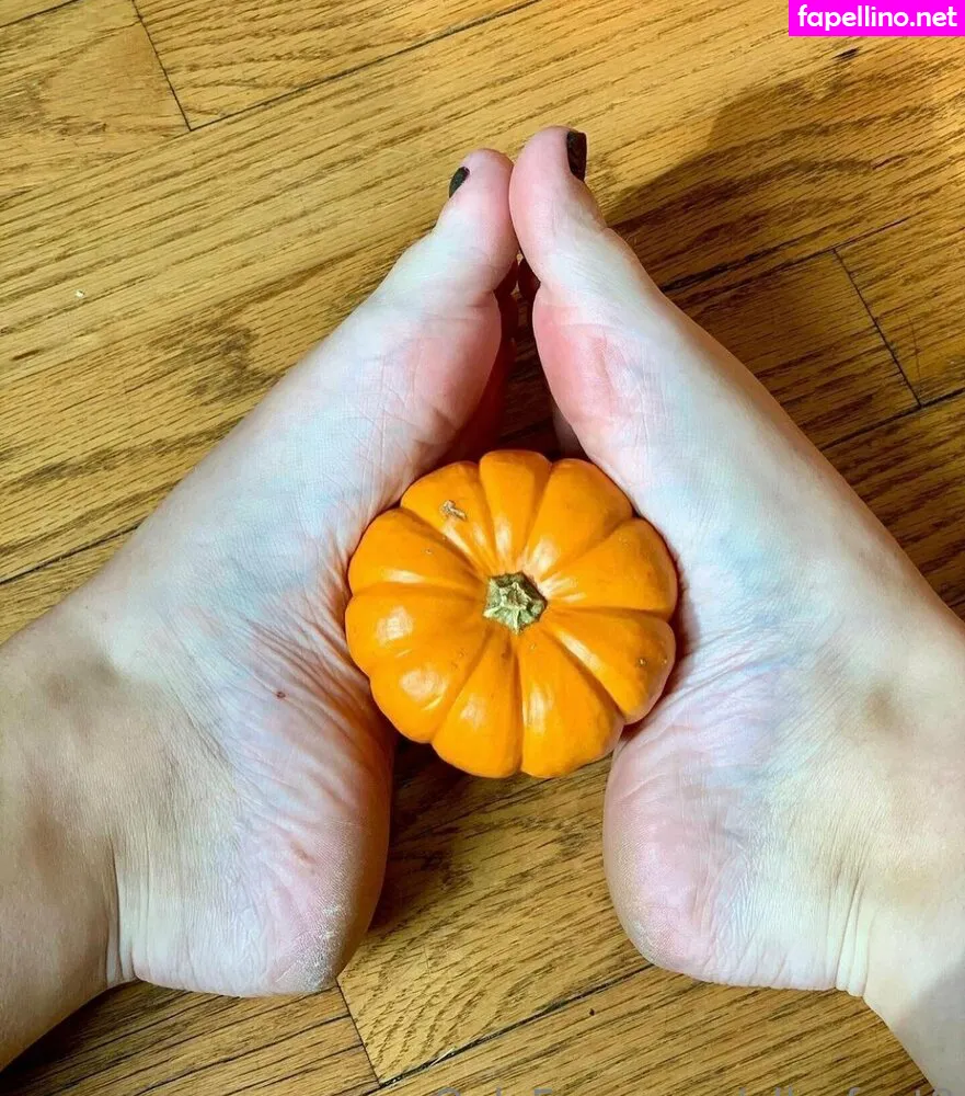 Ellesfeet8 Leaked Nude Picture #XPnpRaBISB