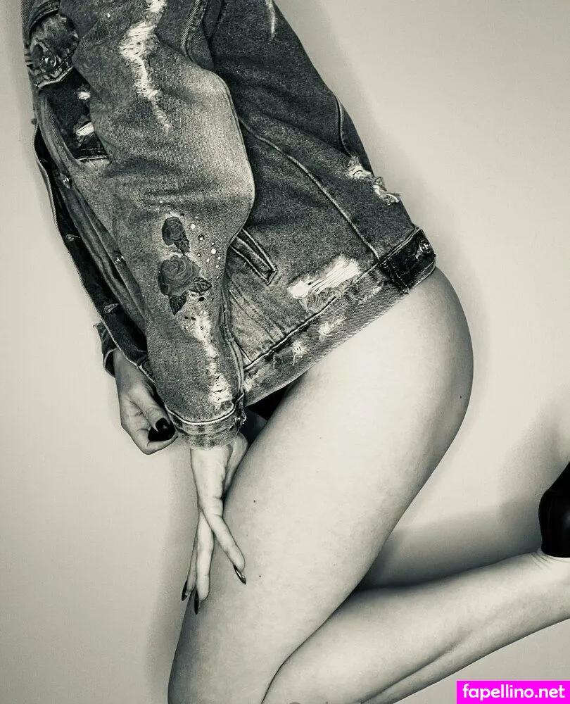 Ellie-e, ellieeswartz Leaked Nude Picture #7QXQAhSp4U