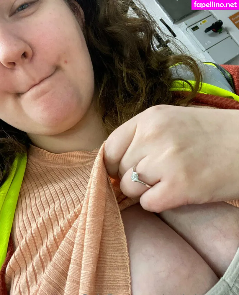 Embridget98, emilybridges9_ Leaked Nude Picture #hw4eAuZEN6