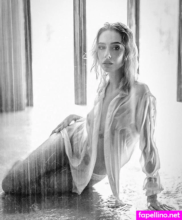 Emilia.rozalia, rossie.em Leaked Nude Picture #AJRgjZV2MO