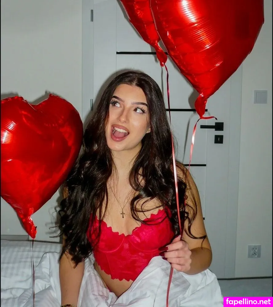 Emila.17x, emila.17xx Leaked Nude Picture #4CjUTnsuln