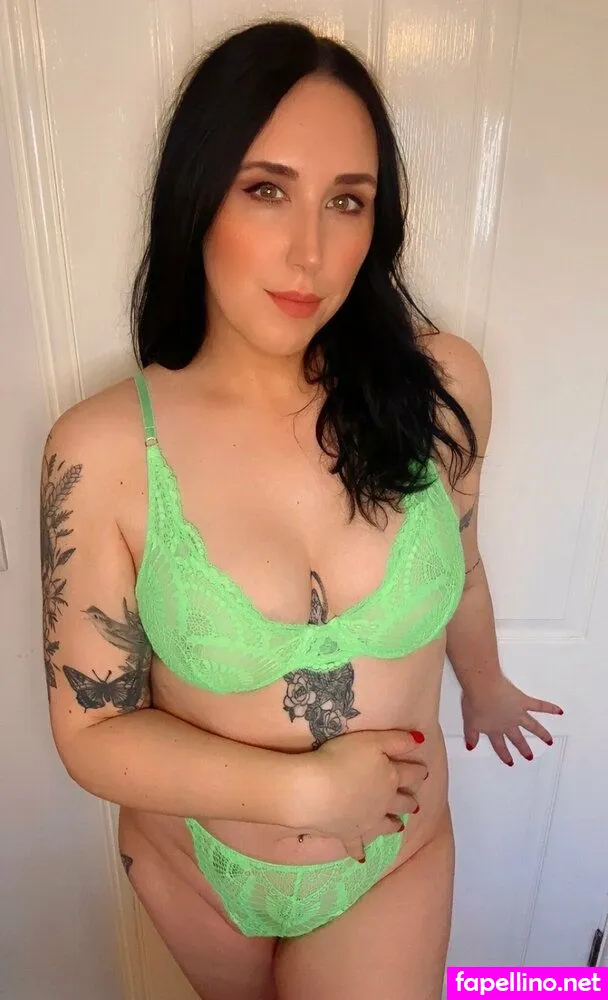 Emiliacrow, gemiliad Leaked Nude Picture #LUaQuUxP7k