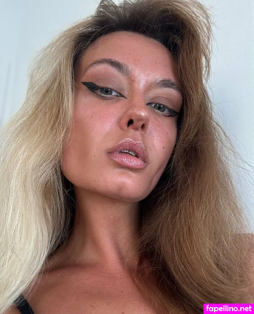 Emilia_xbraun, emiliaxbraun Leaked Nude Picture #Fc1ncLrm7B